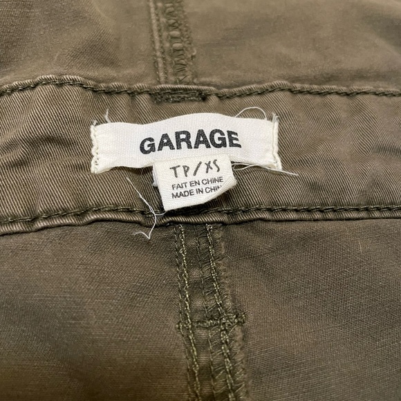 Garage Overall Shorts - Picture 3 of 3